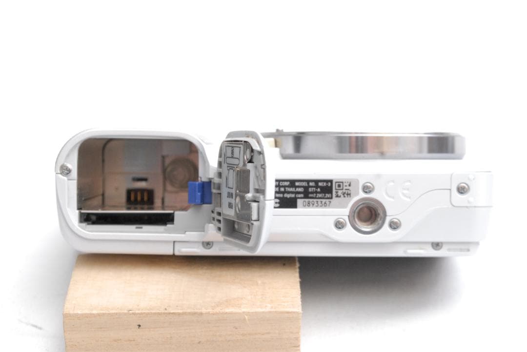 SONY α NEX-3/E 2.8/16mm (良品）