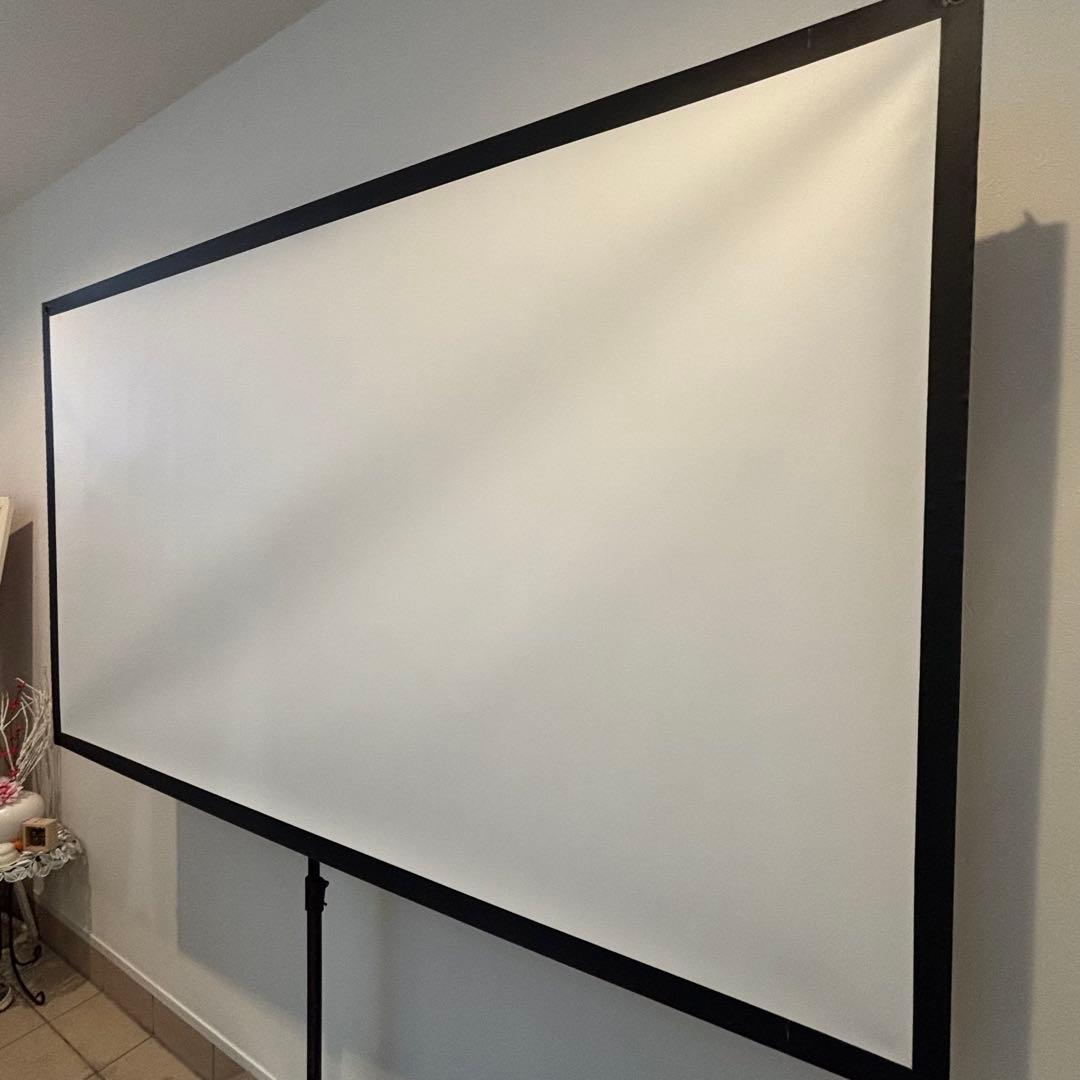 【極美品】EPSON モバイルスクリーン ELPSC21B ✕タイプエプソン