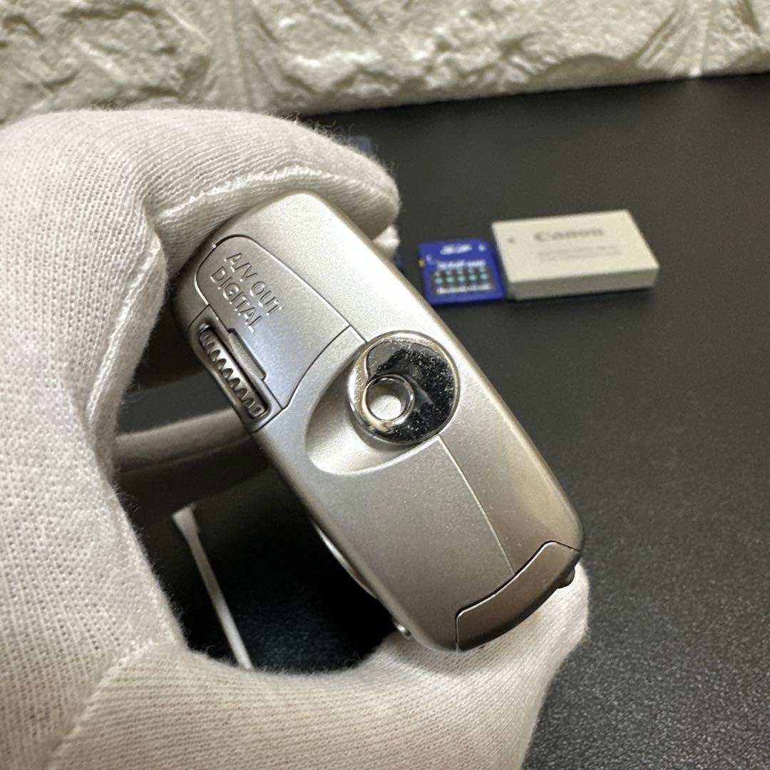 美品　キャノンCanon IXY DIGITAL 810IS 動作確認済み