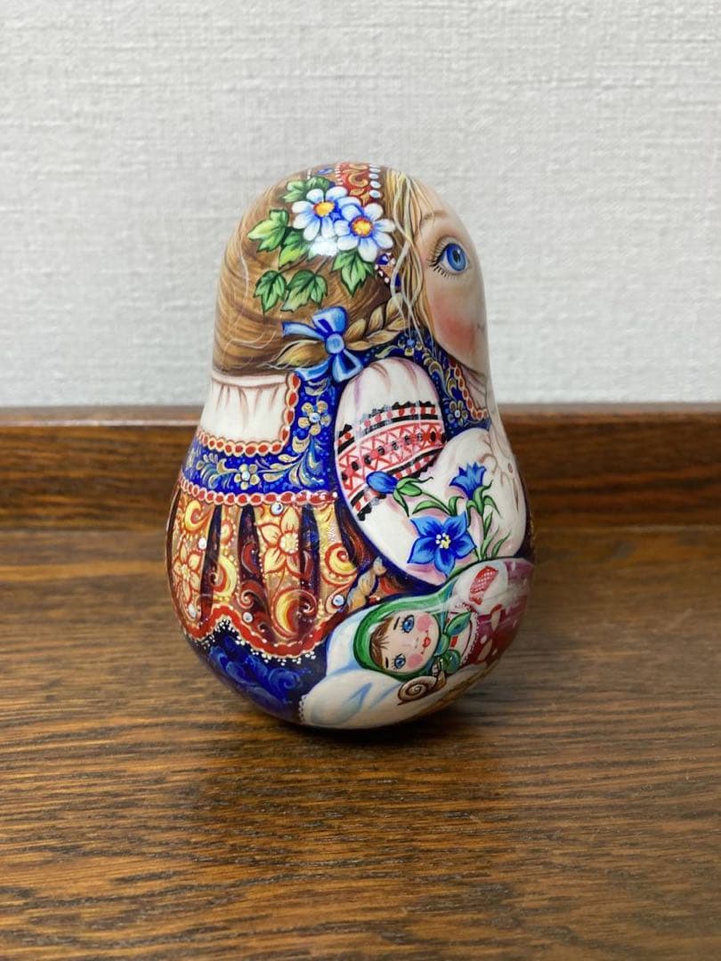 ロシア雑貨☆伝統衣装の起き上がりこぼし♪『猫とマトリョーシカ』ミラ作