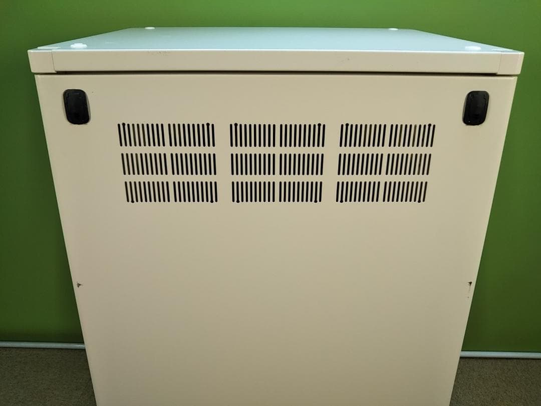 ai　日東工業　FL50-609E　システムラック　サーバーラック　18U　中古