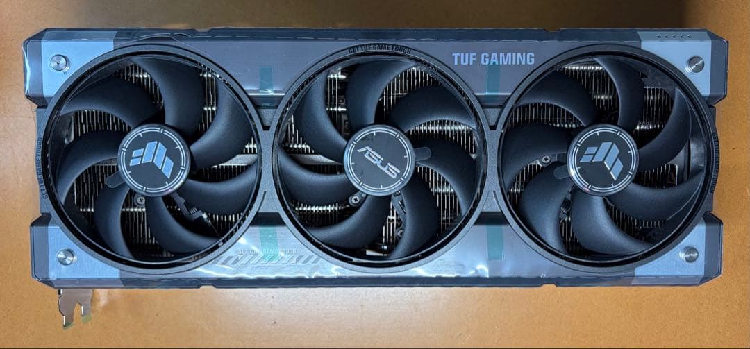 グラフィックボード・グラボ・ビデオカード ASUS TUF GeForce RTX5090 32GB OC Edition