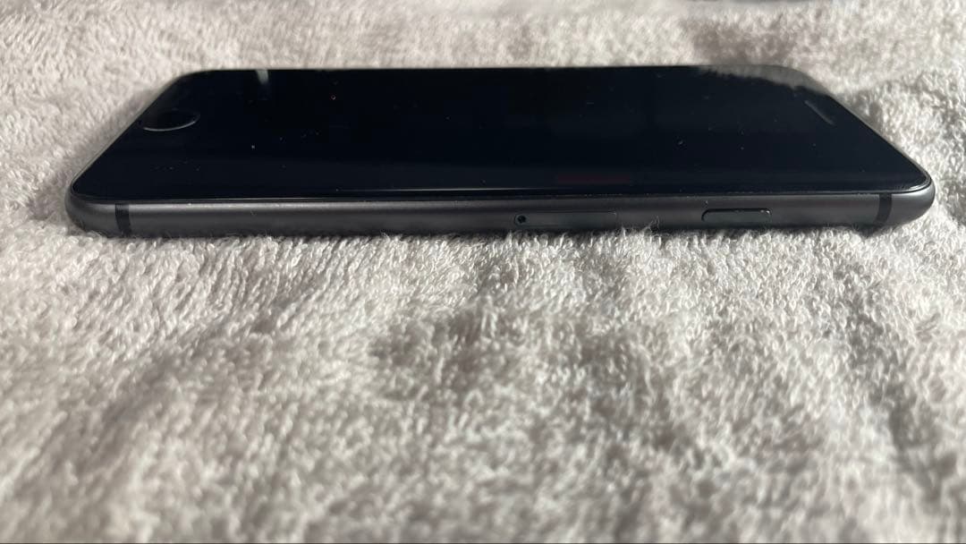 iPhone 8 256GB SIMフリー ブラック 傷あり 動作確認済み