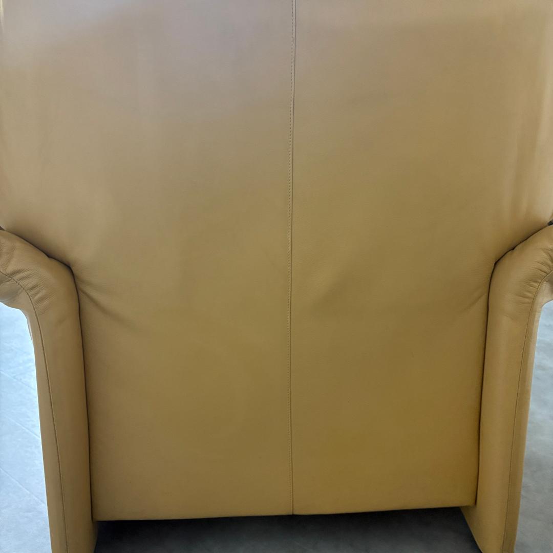 カッシーナ　ポルトヴァーネレ　1ｐソファ　ヴィコ・マジストレッティ