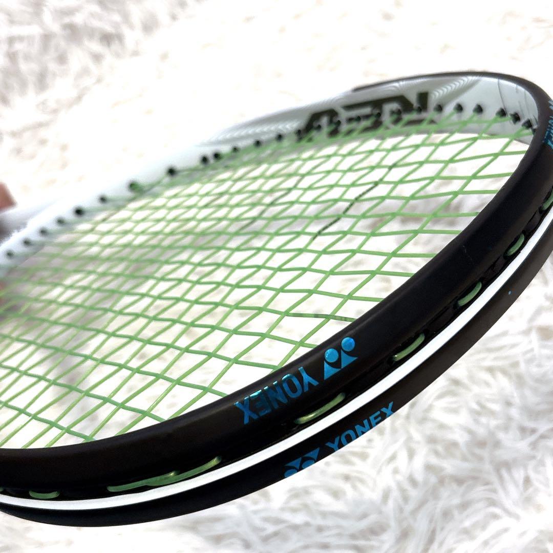 【極美品】YONEX ナノフォース8V ホワイト 軟式 ラケット