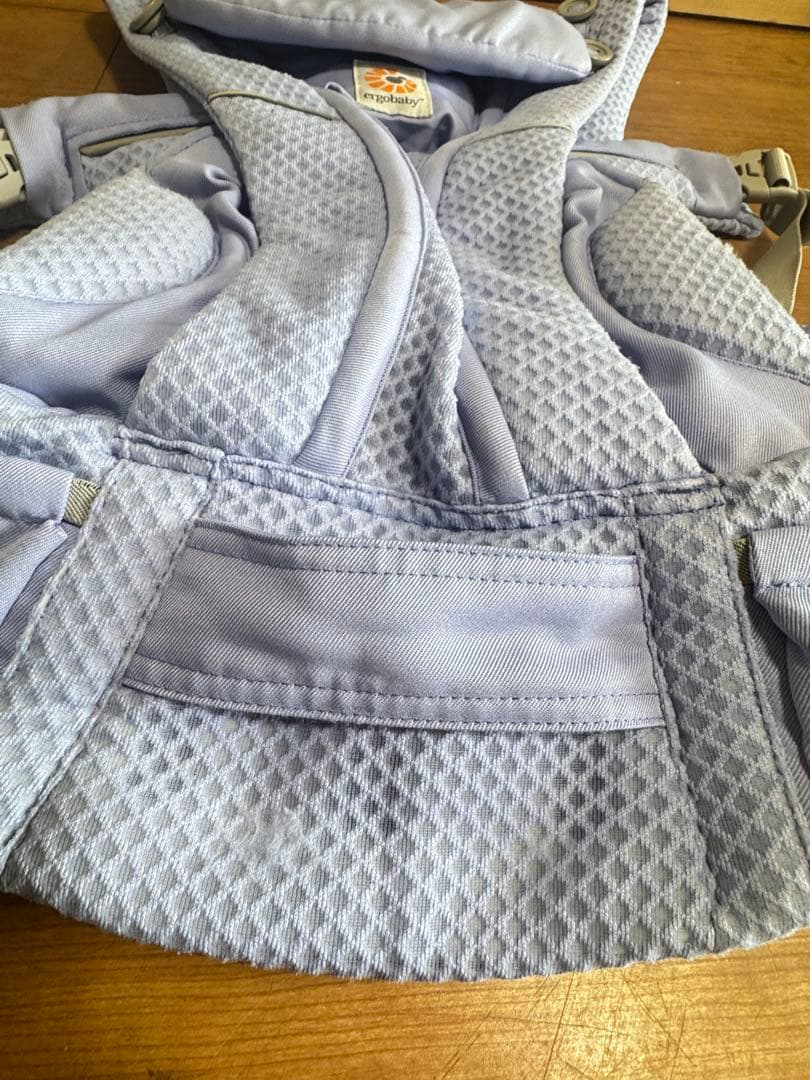 エルゴベビー　 抱っこ紐　オムニブリーズ　ブルーラベンダー