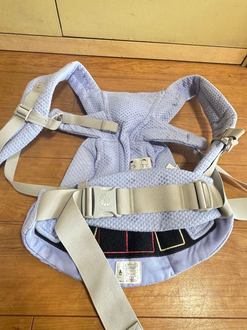 エルゴベビー　 抱っこ紐　オムニブリーズ　ブルーラベンダー