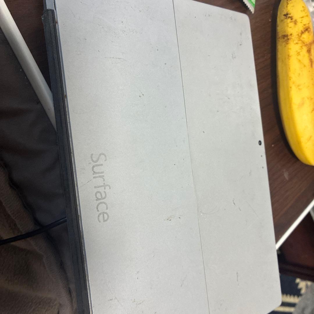 Microsoft Surface シルバー 使用感あり