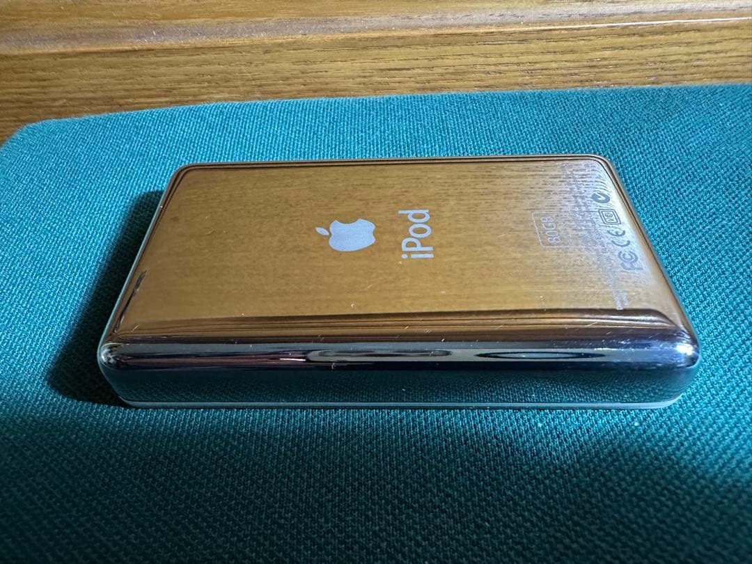 きれいなiPod Classic 5.5世代 MA448 80GB新品バッテリー