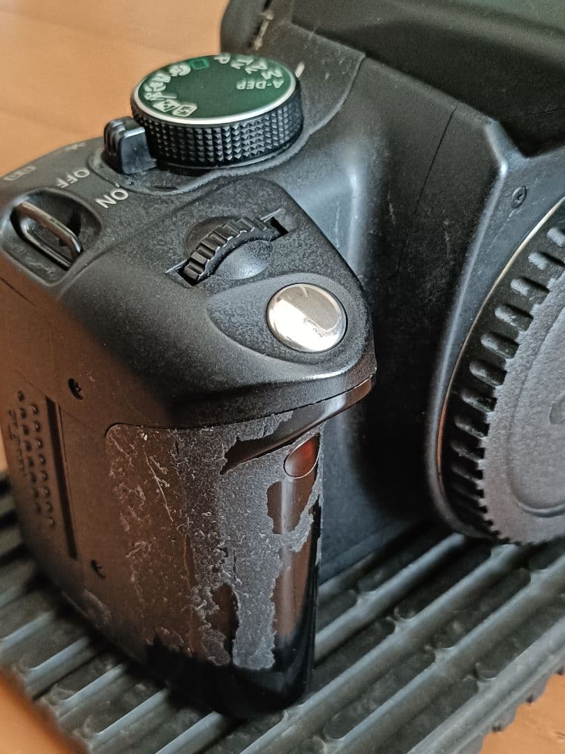 一眼レフEOS Kiss Digital N、Tamronズーム18-200