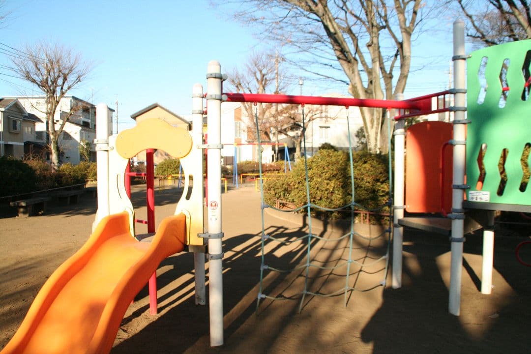 一眼レフEOS Kiss Digital N、Tamronズーム18-200