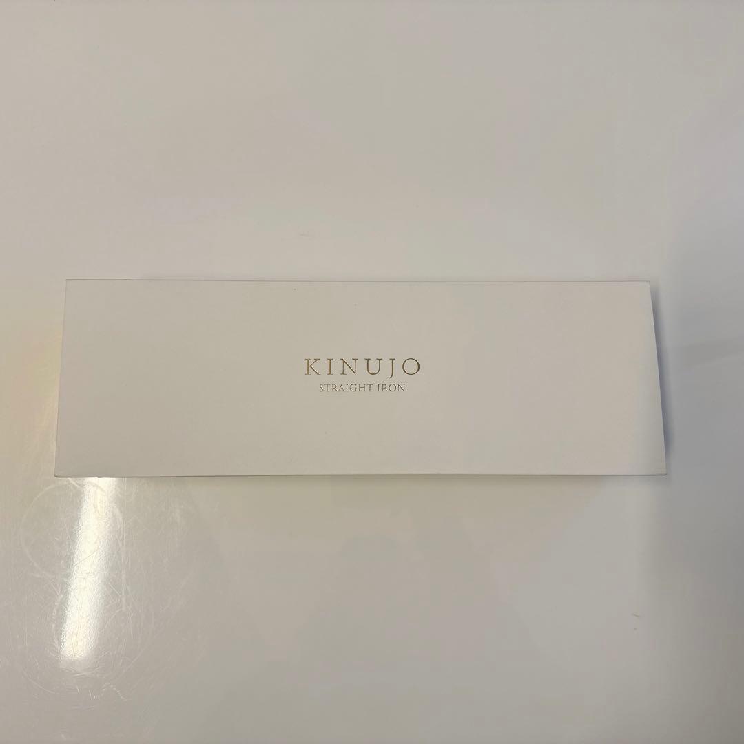 【極美品】 絹女　KINUJO ストレートヘアアイロン　LM225 ホワイト