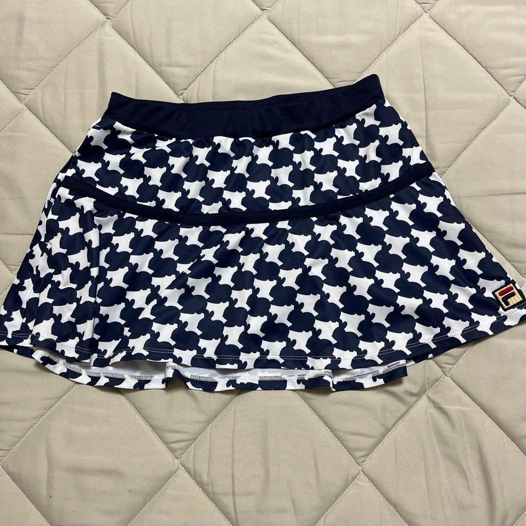 フィラパーカーＬうさぎ柄スコートＭ