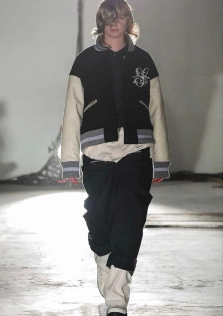 O*R様 シンヤコヅカ WHITE ELEPHANT HORSE VERSIT