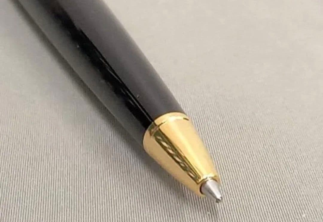 カルティエ　Cartier　ボールペン　新品未使用