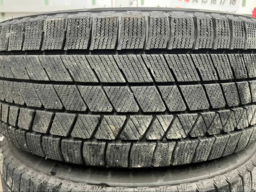 ブリジストン ブリザックVRX3 スタッドレスアルミセット 225/45R18