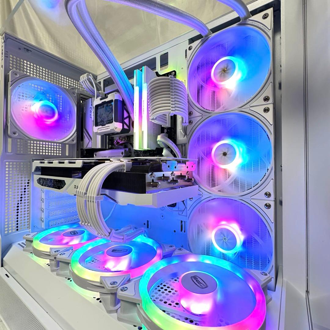 【新品】　ゲーミングPC RYZEN7 9700x RX7800XT 32GB