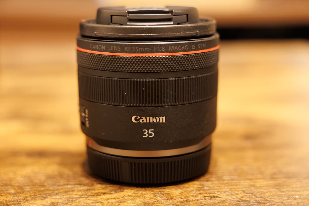[taka様]キャノン Canon RF 35mm f1.8 STM フードなし