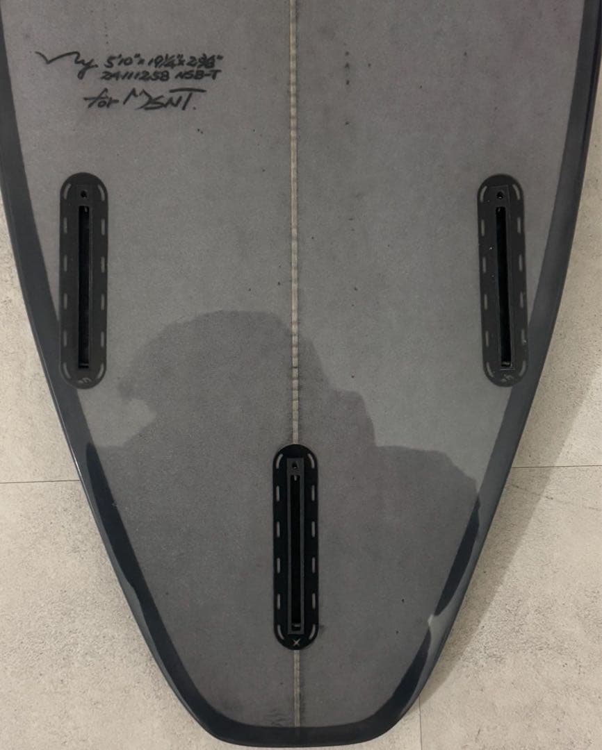 Maisonette Surfboards 5’10” パフォーマンストライ