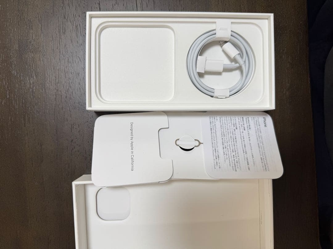 iPhone14本体 SIMロック解除済み 初期化済み バッテリー80%