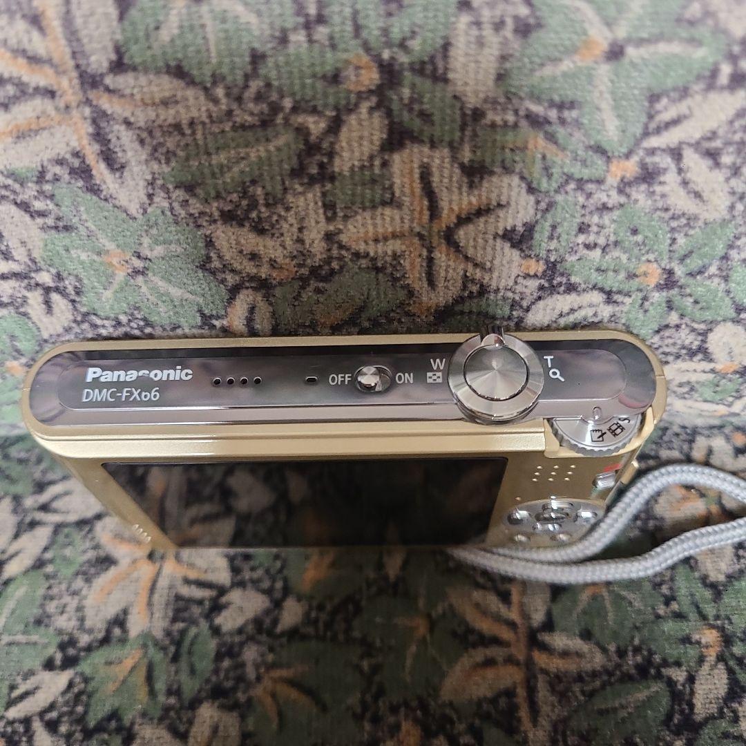Panasonic LUMIX FX66 ゴールド