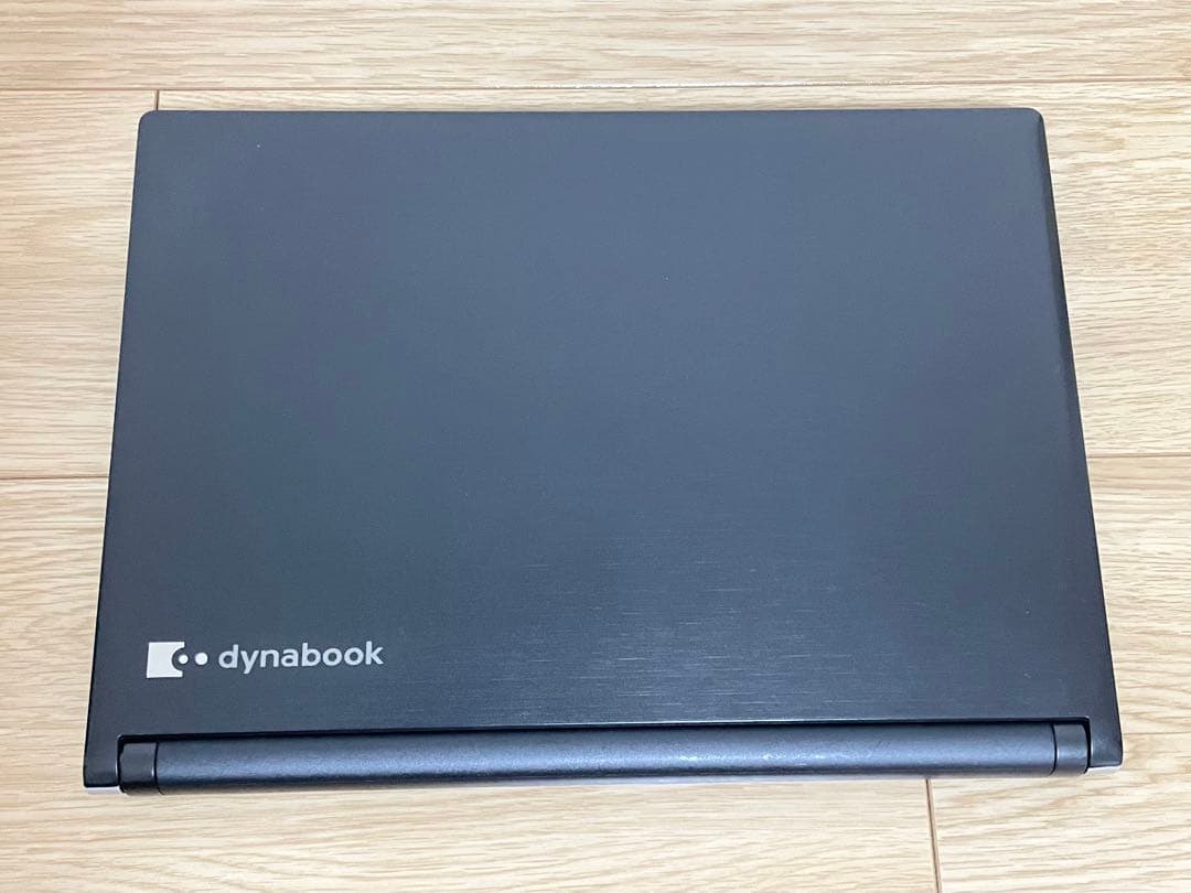 東芝 Dynabook FHD Core i7-7500U SSD256GB