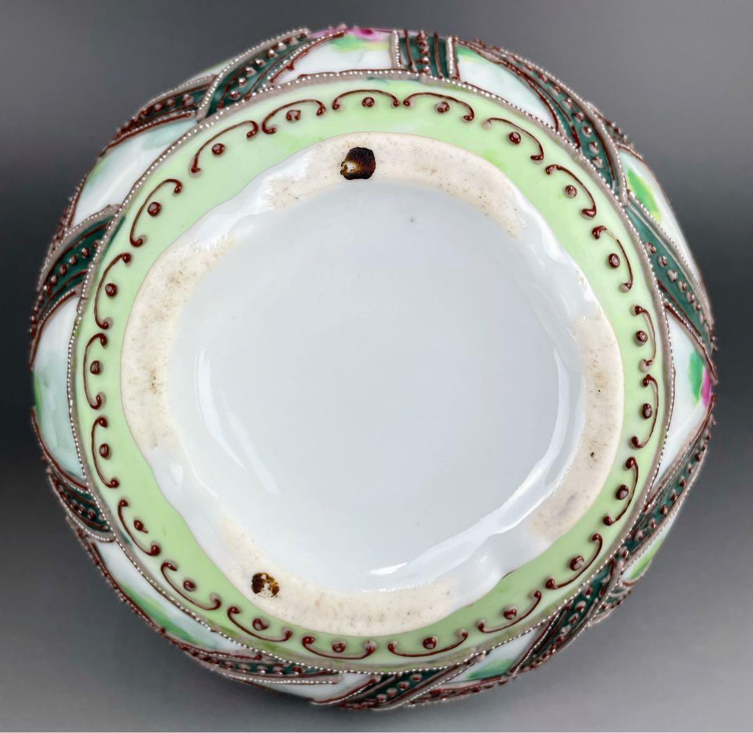 【美品】オールドニッポン ２２．２cm 花紋 一陳盛り花瓶 アールヌーボー様式