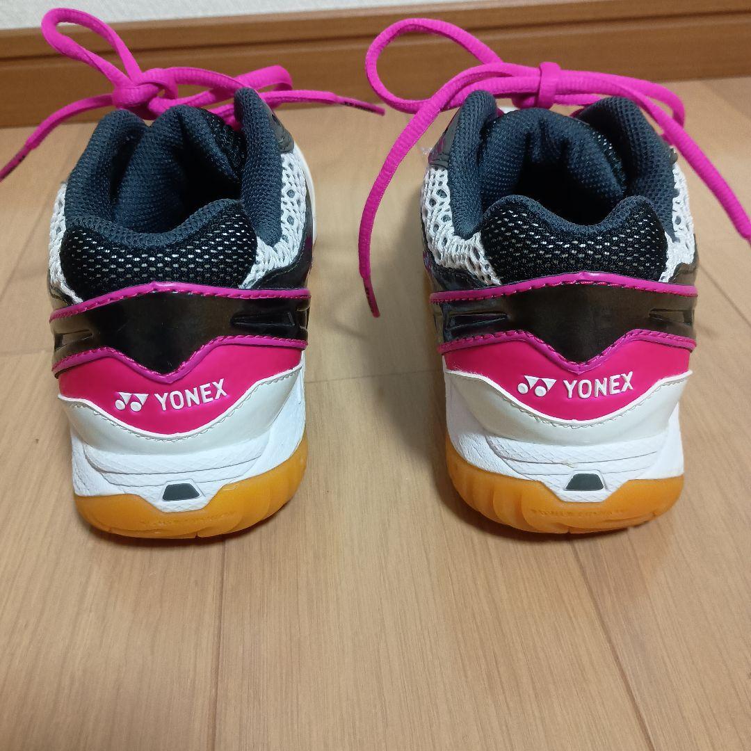 【極美品】YONEX power cushion 65SF 22.5cm【廃盤】