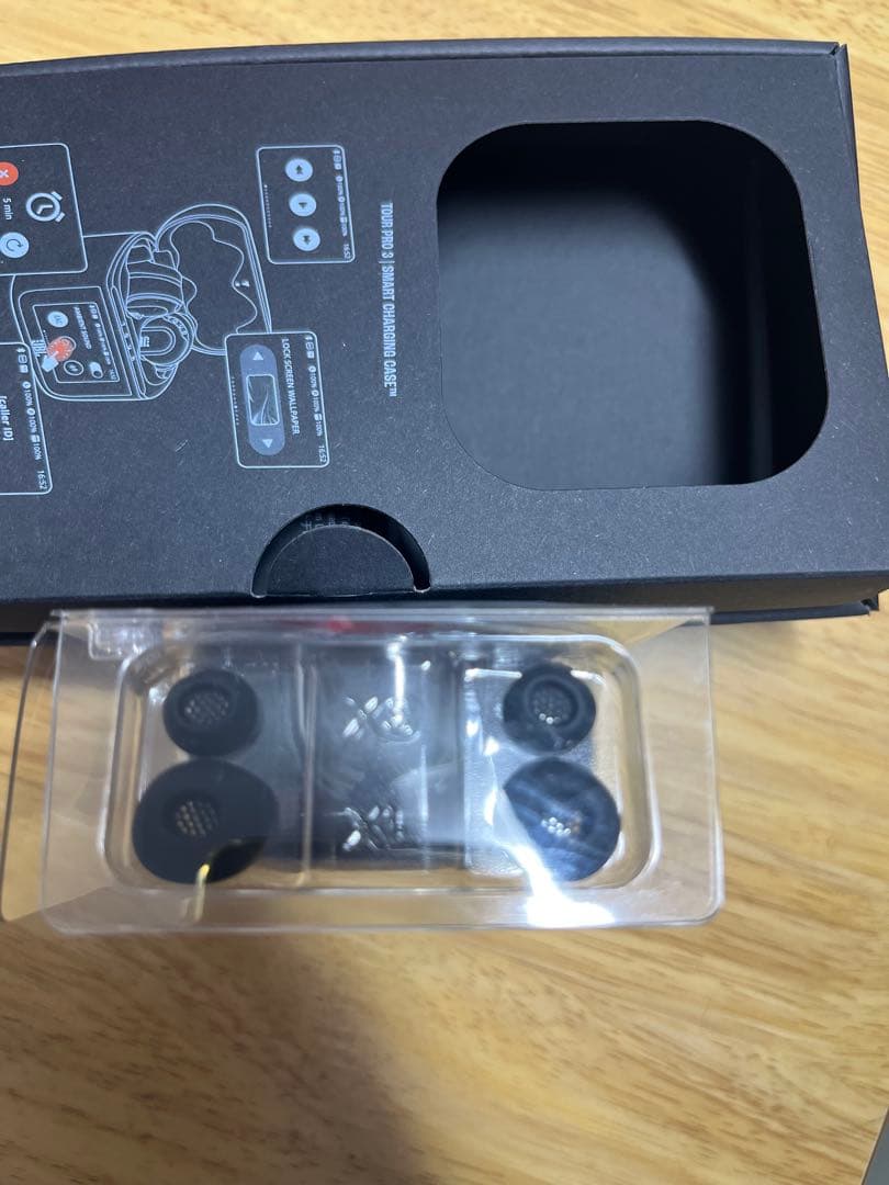 JBL TOUR PRO 3 イヤホンケース ブラック