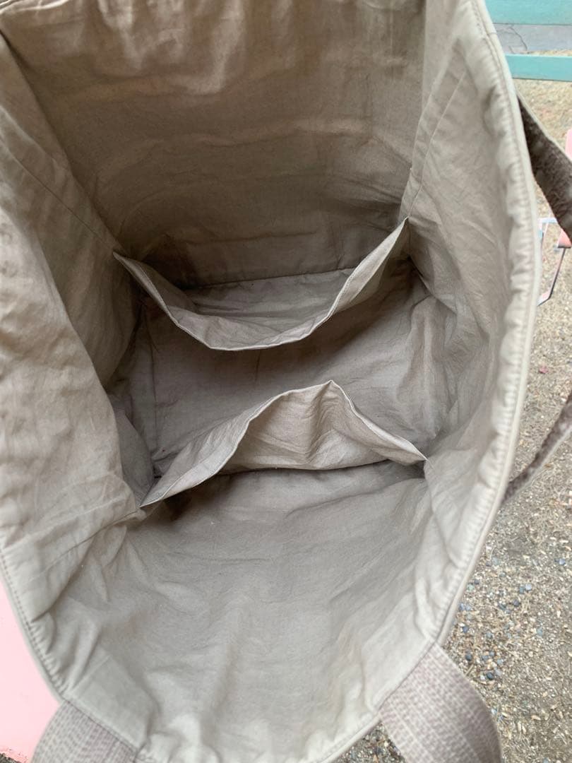 イッセイミヤケ　タマシャ　バック　ミシンステッチ　大容量のかなりの美品です。