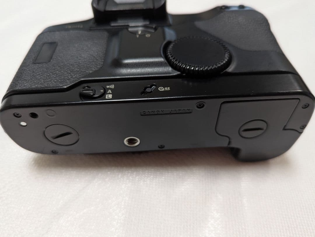【動作確認OK】Canon EOS-1 フィルムカメラ 本体のみ
