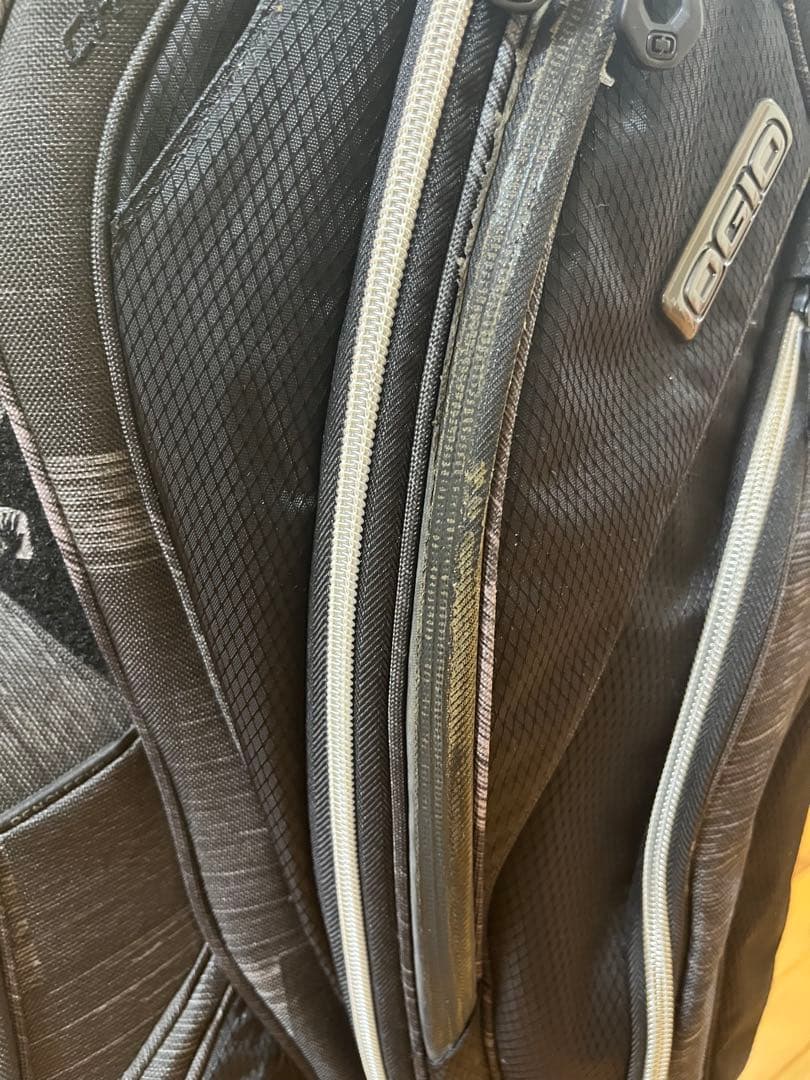 OGIO オジオ ゴルフバッグ キャディバッグ 黒 多機能ポケット付き