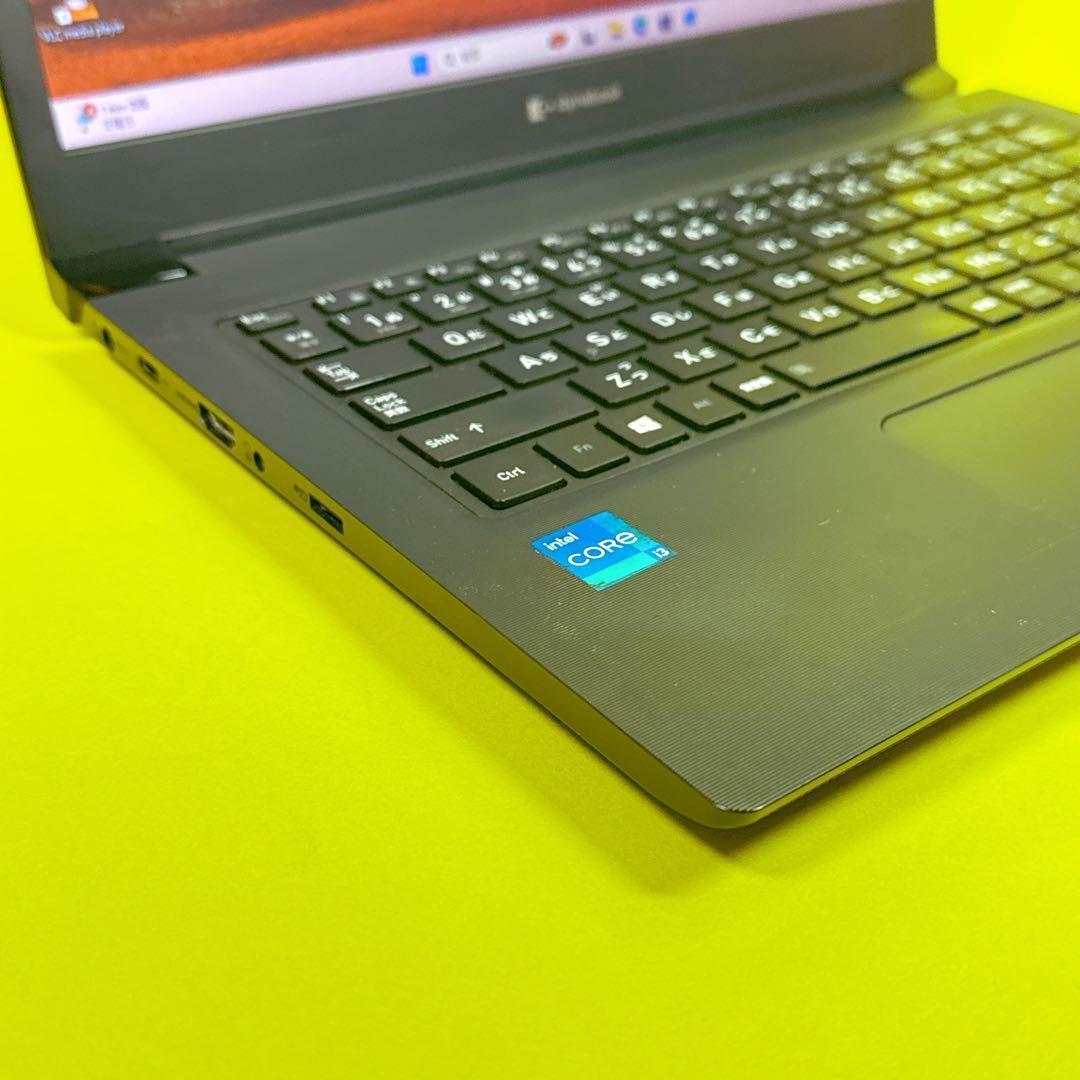 11世代i3⭐️爆速SSD windows11 モバイルノートパソコン13.3