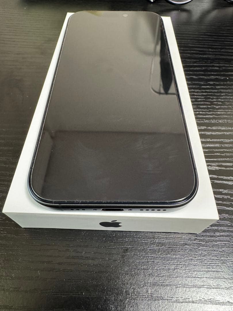 Apple iPhone17 ブラック　本体