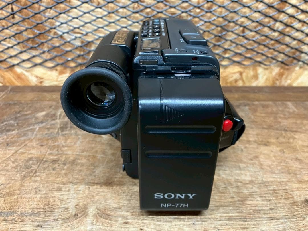 SONY★CCD-TR705★Hi8ビデオカメラ★8mm★送料無料