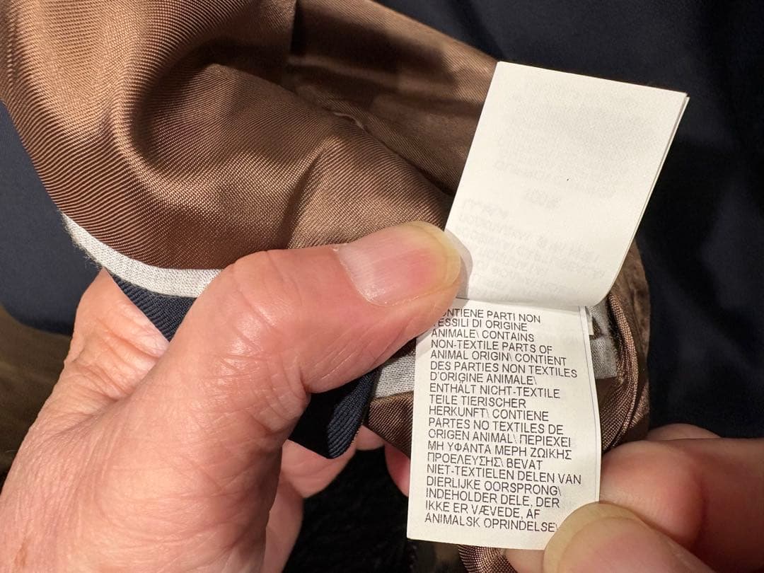 ブルネロクチネリスーツ　サイズ44