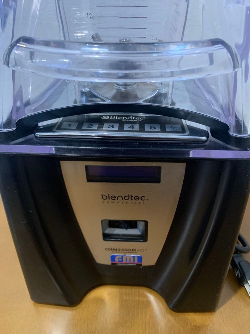 blendtec スムージーブレンダー　中古　ICB-3JQ