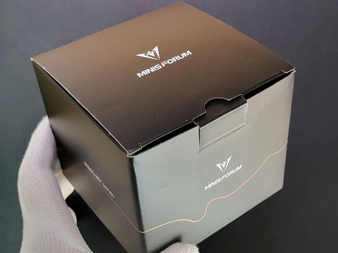 【美中古】 Minisforum EM680 SSD:512GB 付属品完備