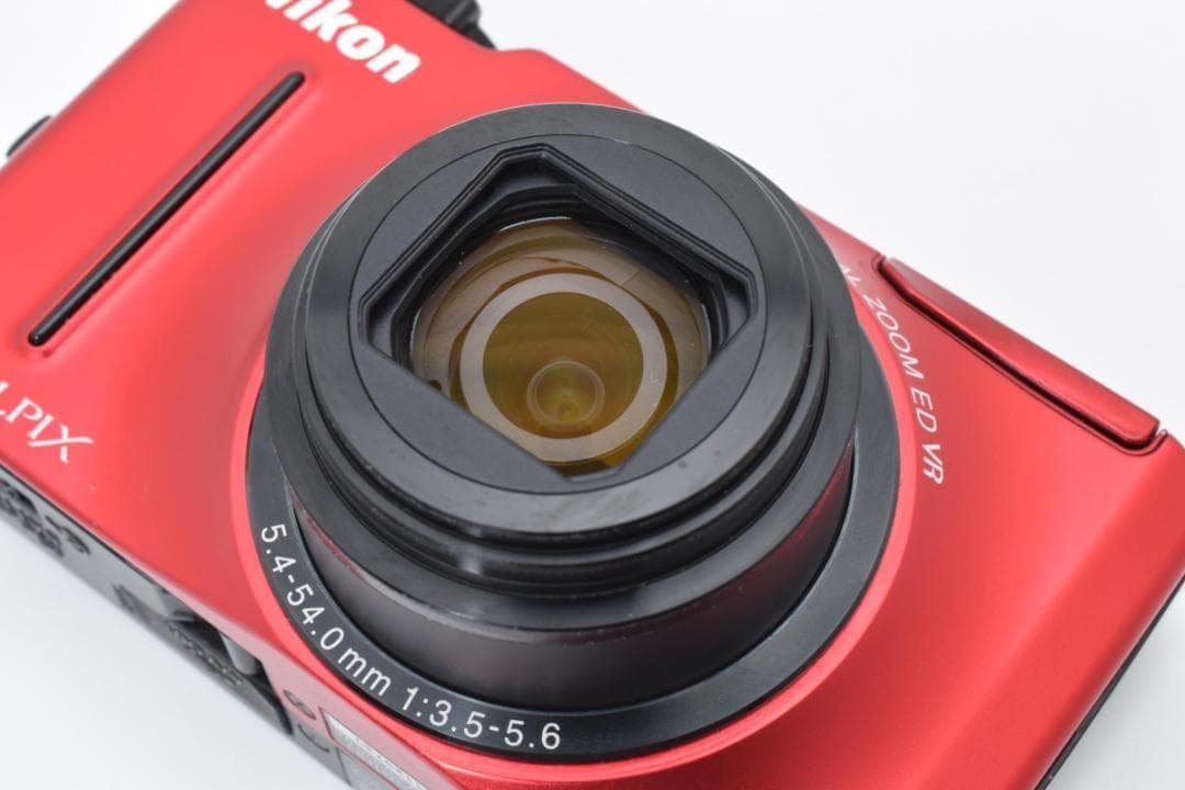 ニコン　Nikon COOLPIX S8100 レッド