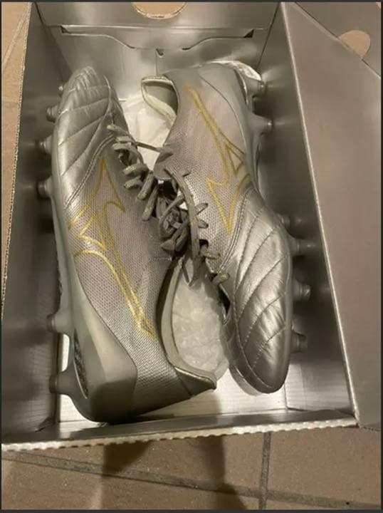 ミズノ　モレリアneo2β