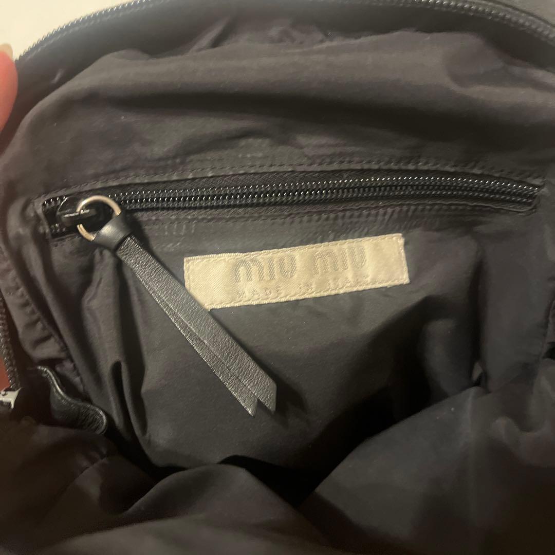 archive MIU MIU レザー ボディバッグ ブラック