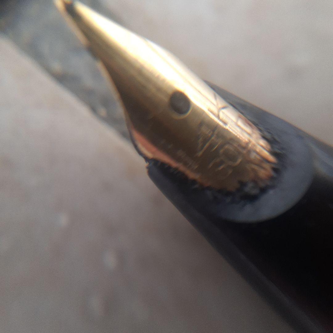 万年筆 4本セット 黒と金 ペン先 K14刻印あり