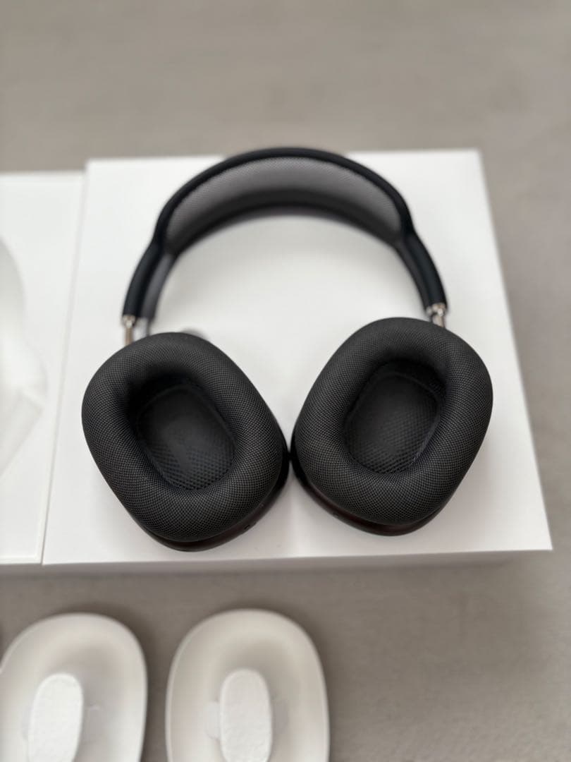 2024年Apple AirPods MAX スペースグレー