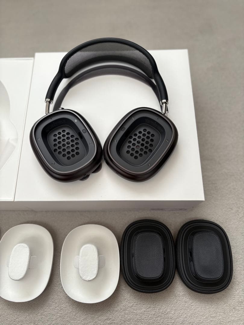 2024年Apple AirPods MAX スペースグレー