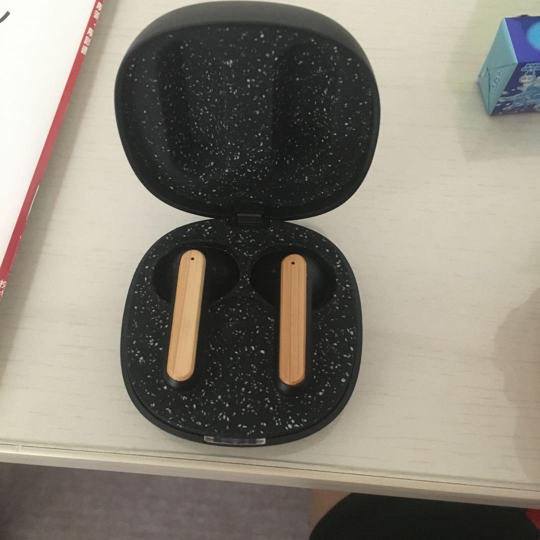 スマホアクセサリー House of Marly