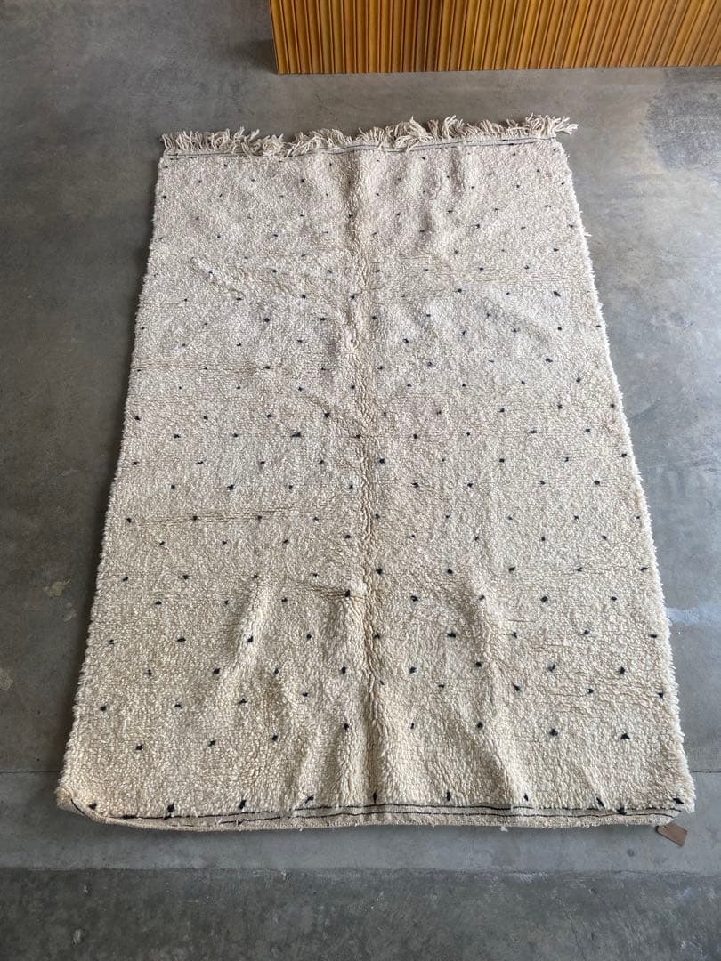 【人気のドット柄】モロッコ製 ベニワレン ラグ