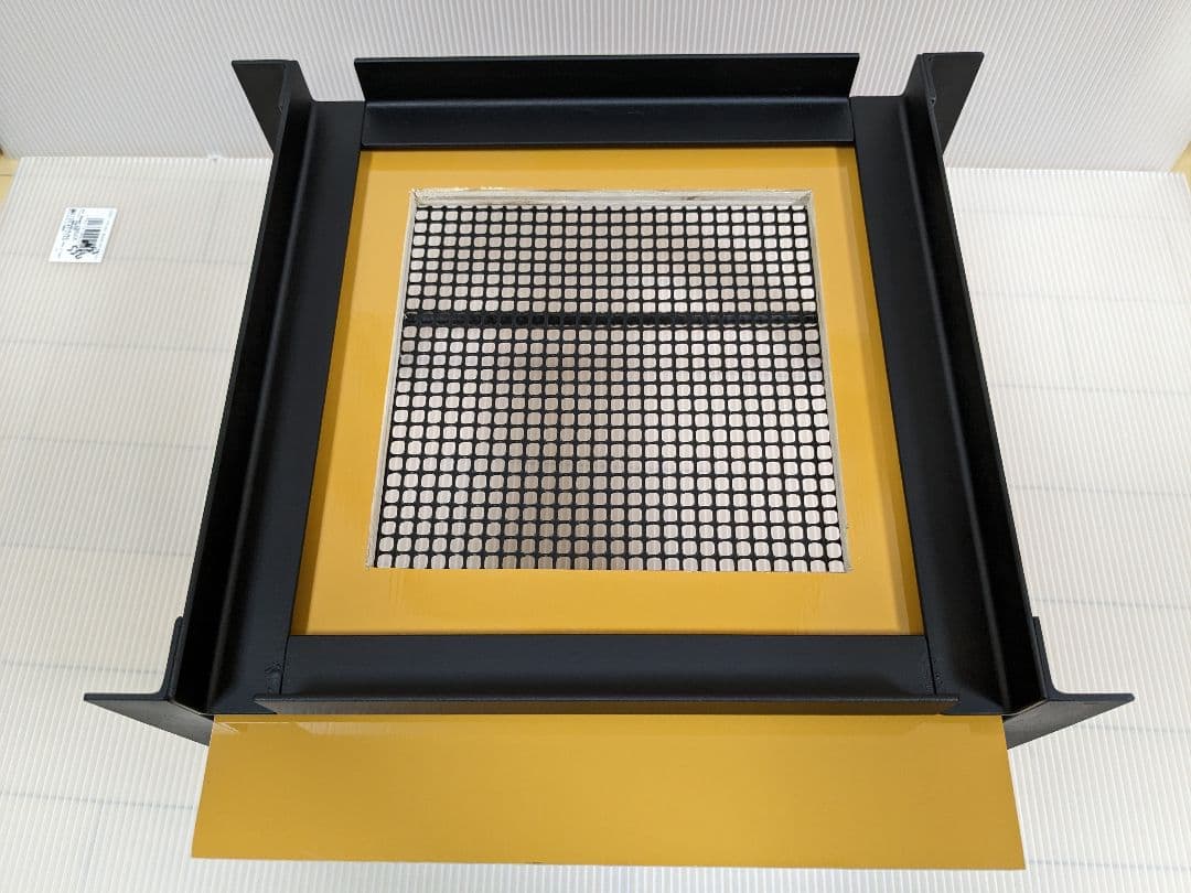 重箱式巣箱台　２台　２９０ミリ用　ニホンミツバチ　鉄製台