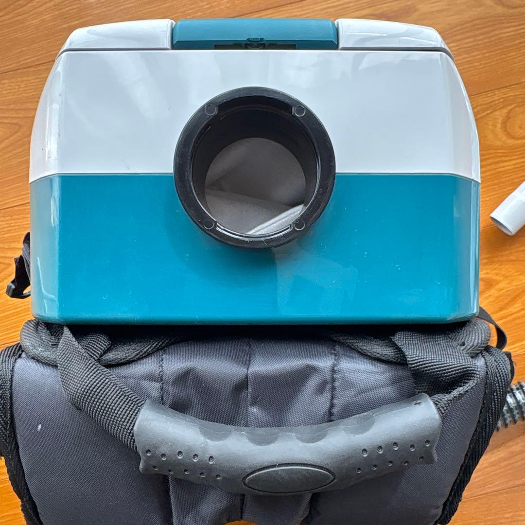 マキタ 充電式背負クリーナ VC008G 本体のみ makita 中古