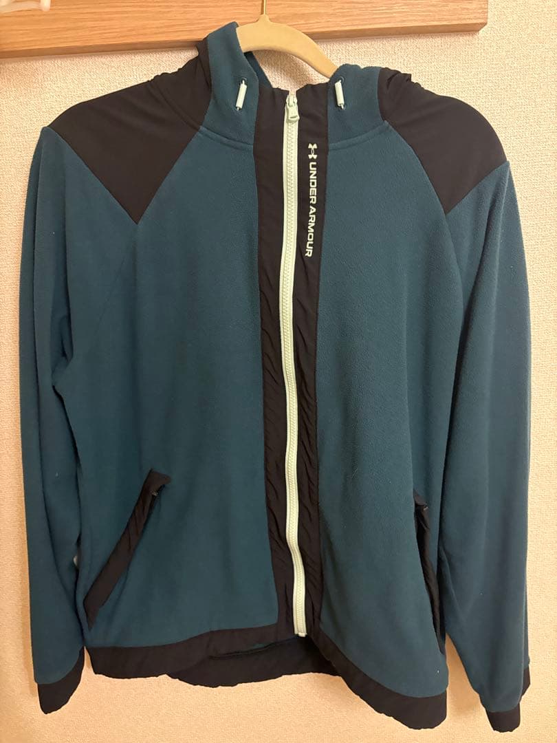※かおりん　アンダーアーマー　UAラッシュフリース　セットアップ