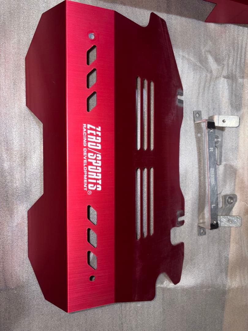 ZERO SPORTS クールアクションII VM VAG レッドモデル